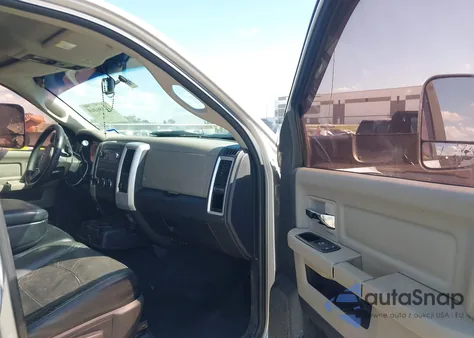 2011 Ram Ram 2500 Slt z USA, uszkodzony, nr VIN 3D7UT2HL9BG568643